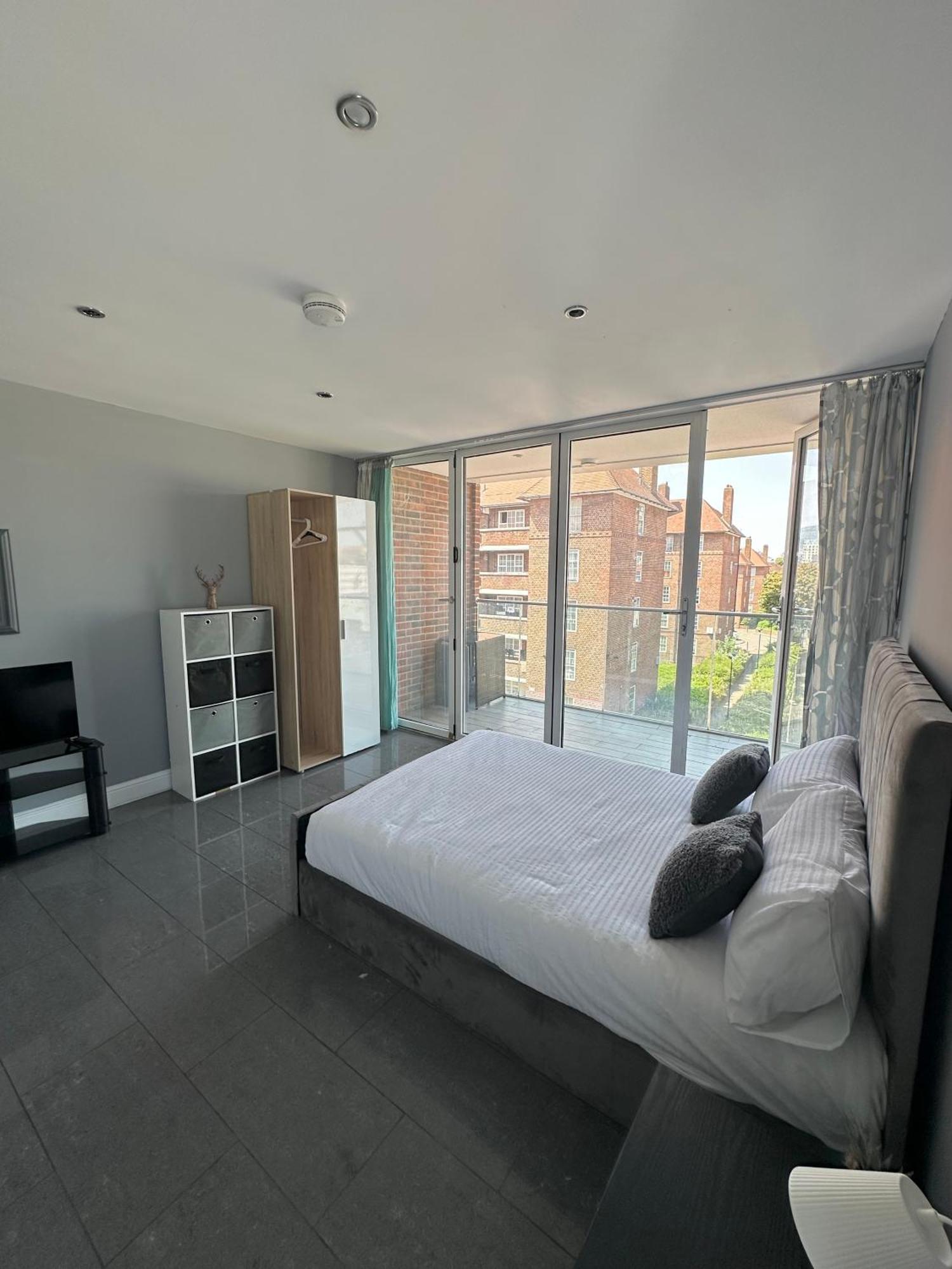 Luxury Private Room In Central ลอนดอน ภายนอก รูปภาพ