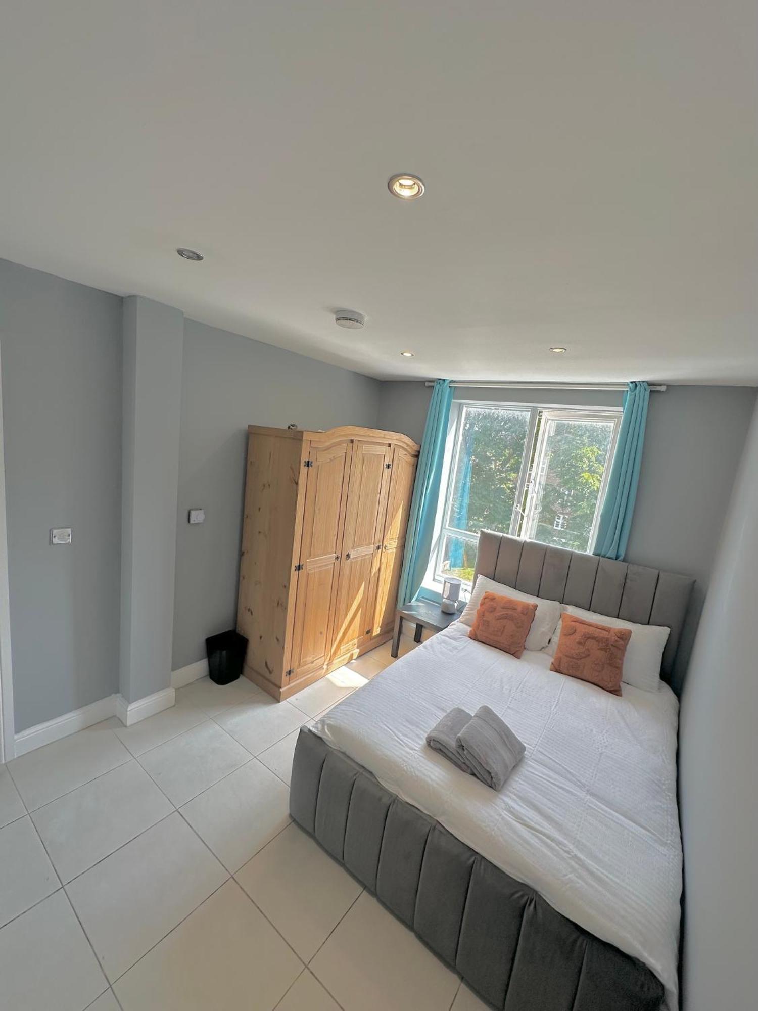 Luxury Private Room In Central ลอนดอน ภายนอก รูปภาพ